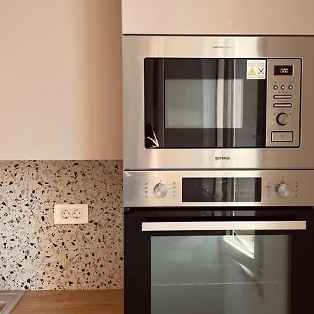 Bright & Sunny Two Bedroom Apartmán Dubrovník