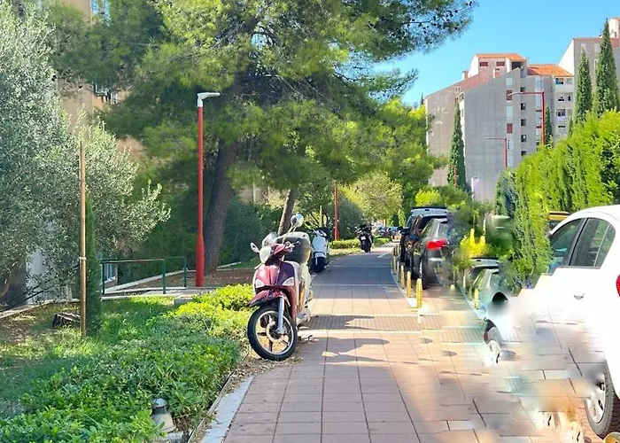 Bright & Sunny Two Bedroom Apartamento *